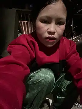 Snapshot of O_o_UwU_o_O chatting on March 5, 2026, 3:25 am O o UwU o O online show from March 5, 2026, 3:25 am