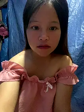 O o UwU o O online show from October 1, 2025, 6:51 am