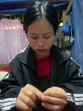 Snapshot of O_o_UwU_o_O chatting on February 6, 2026, 3:24 am O o UwU o O online show from February 6, 2026, 3:24 am