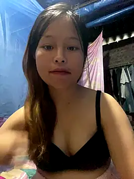 O o UwU o O online show from October 12, 2025, 9:54 am