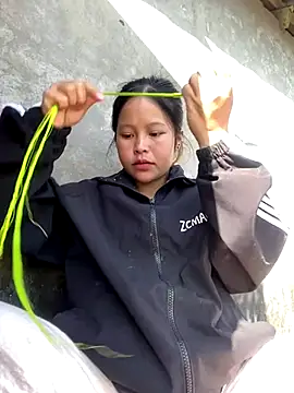 O o UwU o O online show from November 25, 2025, 2:12 am