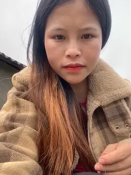 Snapshot of O_o_UwU_o_O chatting on February 24, 2026, 5:52 am O o UwU o O online show from February 24, 2026, 5:52 am