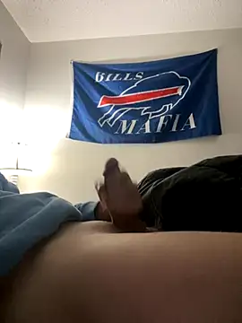 Snapshot of sexybigdick04 chatting on November 18, 2025, 3:43 am sexybigdick04 online show from November 18, 2025, 3:43 am