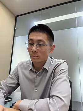 miniyellower online show from November 6, 2025, 6:50 am