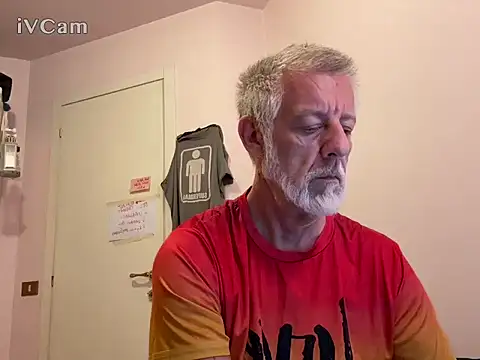 Snapshot of Pigna16PSRN chatting on June 14, 2026, 10:22 pm Pigna16PSRN online show from June 14, 2026, 10:22 pm
