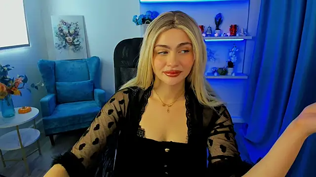 LeslieMineg online show from October 23, 2025, 8:18 pm