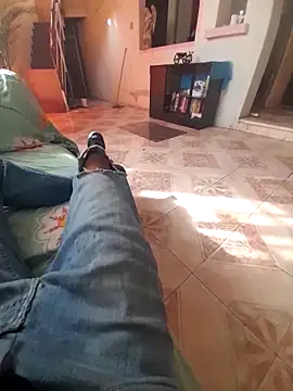 Snapshot of Bri25 chatting on November 20, 2025, 4:40 pm Bri25 online show from November 20, 2025, 4:40 pm