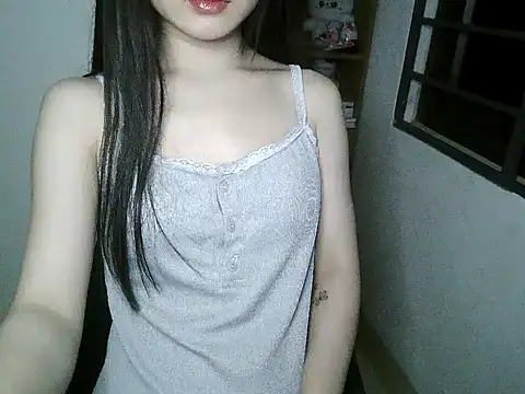 Snapshot of Annabelle-e chatting on September 22, 2025, 6:25 pm Annabelle-e online show from September 22, 2025, 6:25 pm