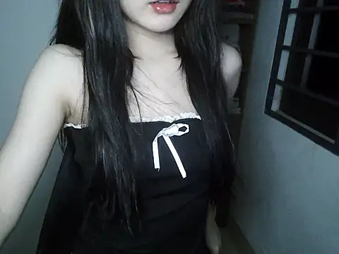 Snapshot of Annabelle-e chatting on September 11, 2025, 7:25 pm Annabelle-e online show from September 11, 2025, 7:25 pm