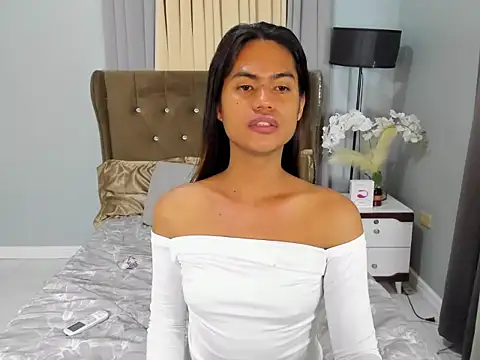 Snapshot of 1HotAsianTS chatting on October 31, 2025, 3:52 pm 1HotAsianTS online show from October 31, 2025, 3:52 pm