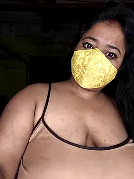 Snapshot of Smile-quien chatting on February 15, 2026, 3:18 am Smile-quien online show from February 15, 2026, 3:18 am