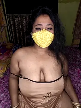 Snapshot of Smile-quien chatting on February 22, 2026, 4:59 am Smile-quien online show from February 22, 2026, 4:59 am