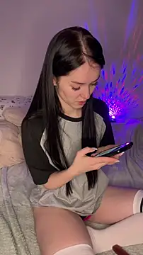 Veliora online show from January 13, 2026, 5:50 pm