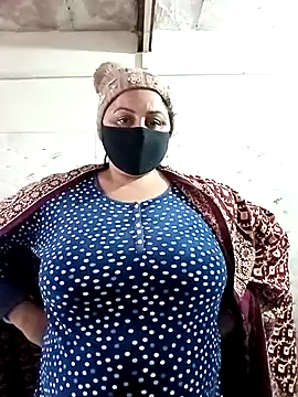 Rakhi sawant143 online show from December 21, 2025, 3:08 am