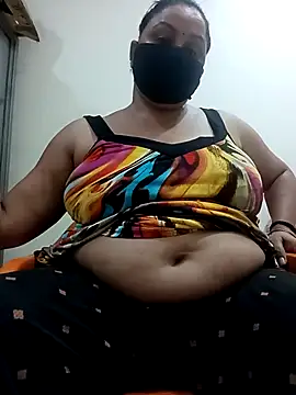Rakhi sawant143 online show from April 24, 2026, 2:02 am