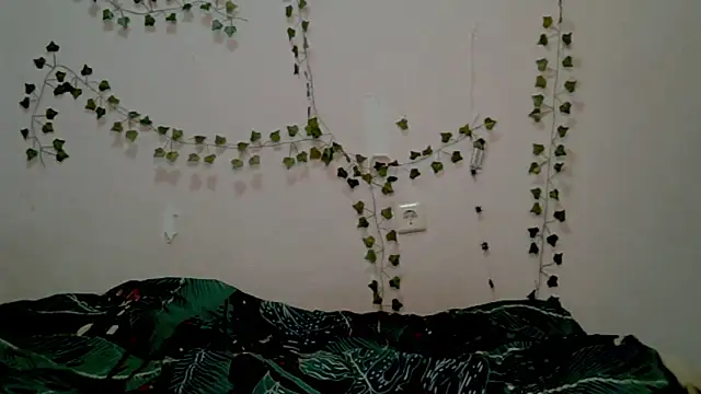  kikiclark   online show from November 8, 2025, 8:12 pm