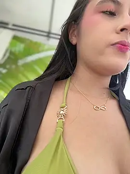 Juanita-Diaz online show from May 29, 2026, 8:37 pm