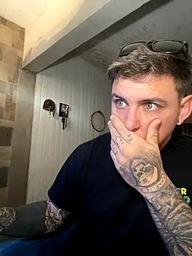 Snapshot of SantyPlayBig chatting on September 10, 2025, 12:15 pm SantyPlayBig online show from September 10, 2025, 12:15 pm