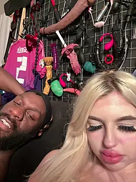 Steffi Snowbunny online show from February 7, 2026, 10:18 pm