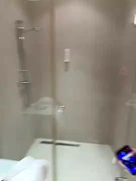 Steffi Snowbunny online show from December 4, 2025, 3:33 pm