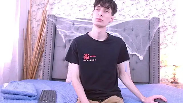 Luke Carter online show from October 14, 2025, 1:12 pm