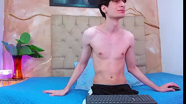 Luke Carter online show from April 8, 2026, 1:23 pm