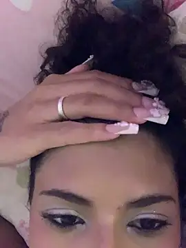 luluzinhax online show from February 10, 2026, 1:59 am