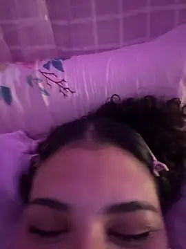 luluzinhax online show from March 19, 2026, 12:21 am