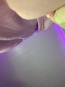 luluzinhax online show from February 16, 2026, 2:21 am