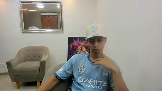 Snapshot of andre_blow chatting on October 24, 2025, 2:16 pm andre blow online show from October 24, 2025, 2:16 pm