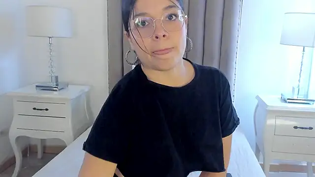 NebulaSin online show from November 27, 2025, 1:00 pm