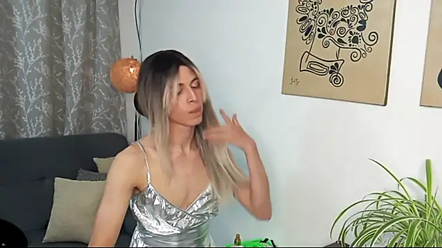 Andy Roses online show from October 19, 2025, 2:36 am