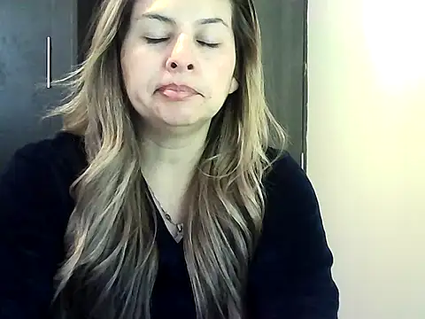 Valery  Rouse  online show from March 6, 2026, 2:12 pm