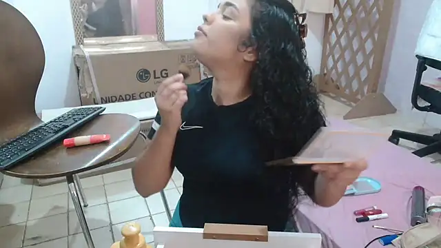 SecretBrunette online show from October 13, 2025, 12:01 am