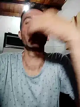 Fiorellayleo online show from September 24, 2025, 2:01 pm