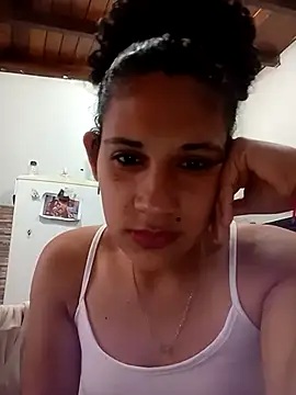 Fiorellayleo online show from October 12, 2025, 12:39 pm
