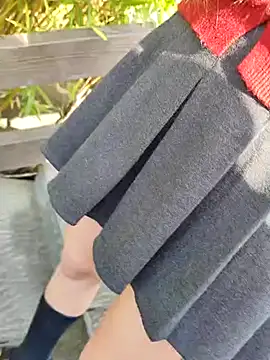 shaoshao-7758 online show from April 18, 2026, 12:46 am