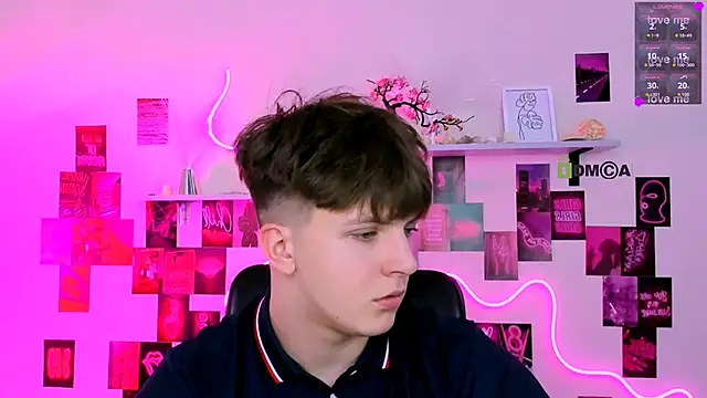 travis wolf  online show from April 8, 2026, 8:27 am