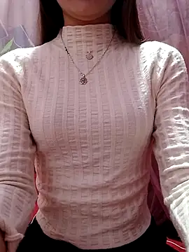 Snapshot of CherryBeii chatting on February 3, 2026, 2:32 am CherryBeii online show from February 3, 2026, 2:32 am