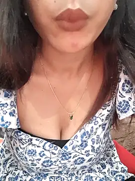 siya rani67 online show from December 22, 2025, 6:19 pm