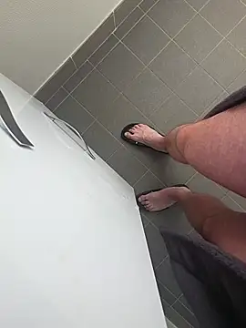 Snapshot of NuclearValue40 chatting on February 27, 2026, 1:22 pm NuclearValue40 online show from February 27, 2026, 1:22 pm