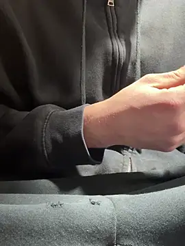 Snapshot of 420boy__ chatting on November 4, 2025, 9:29 pm 420boy online show from November 4, 2025, 9:29 pm