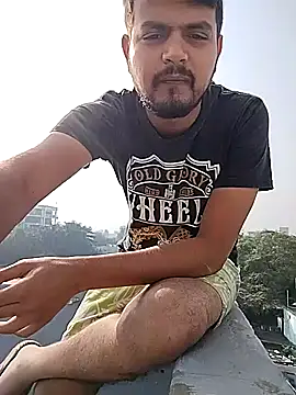 7incpink online show from November 19, 2025, 3:39 am