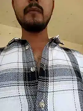 7incpink online show from October 2, 2025, 7:23 am