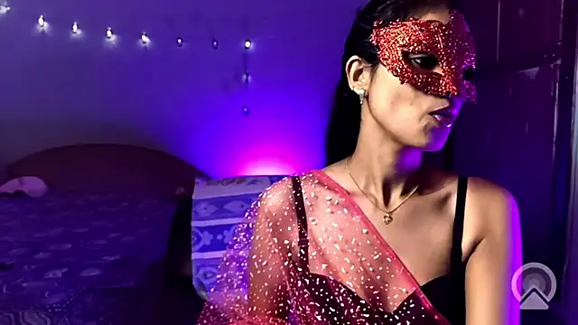 royeoy22 online show from October 11, 2025, 11:55 am