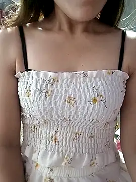 mymy06 online show from October 31, 2025, 11:33 pm