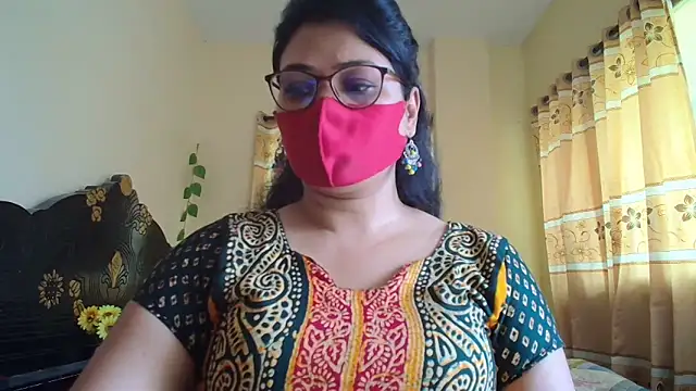 Elena cruz5 online show from April 14, 2026, 6:07 am