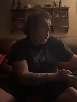 Stephanie1984 online show from April 10, 2026, 5:36 am