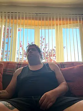 Stephanie1984 online show from October 24, 2025, 12:15 pm