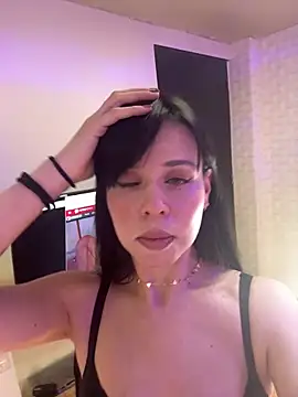 MadameDesade online show from May 26, 2026, 8:51 pm